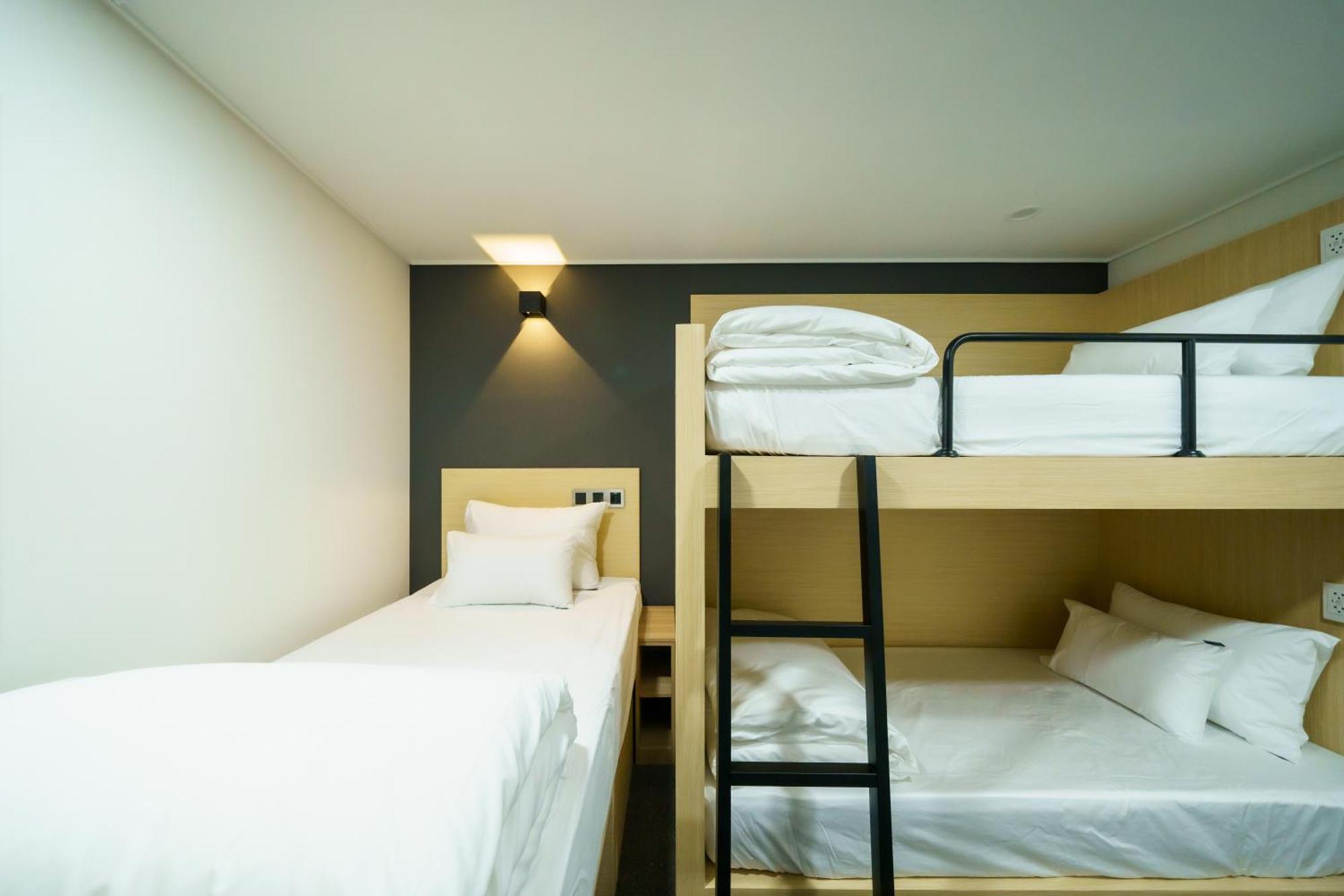 Wisma tamu The Hue Myeongdong Seoul